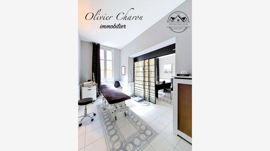 AV local professionnel 61,28m² St Germain en Laye