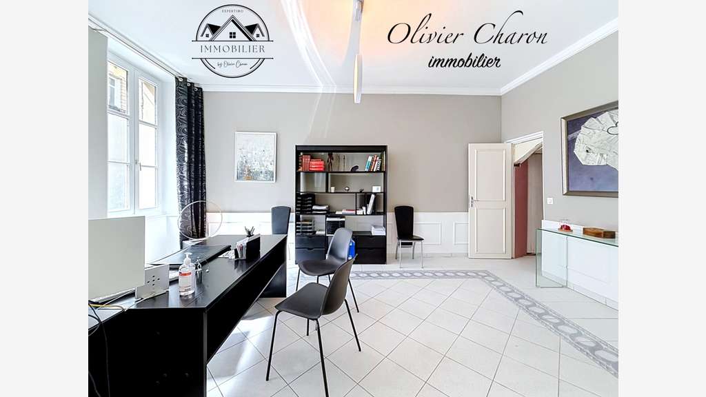 AV local professionnel 61,28m² St Germain en Laye