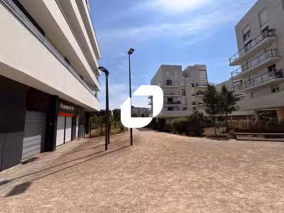 Vente Local commercial 148m² Saint germain en laye