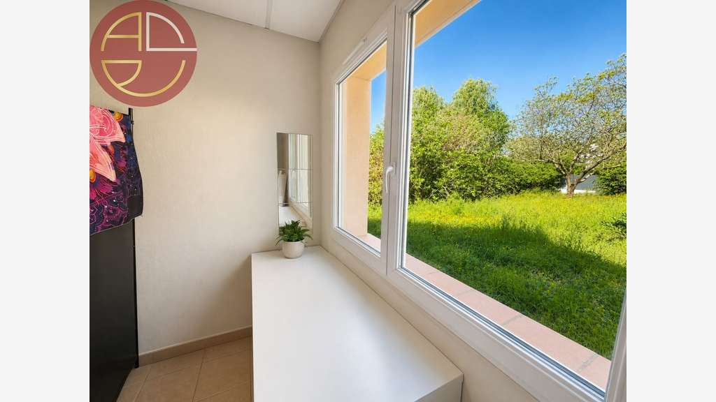 AV bureaux 275m² Saint-Jean zone dynamique
