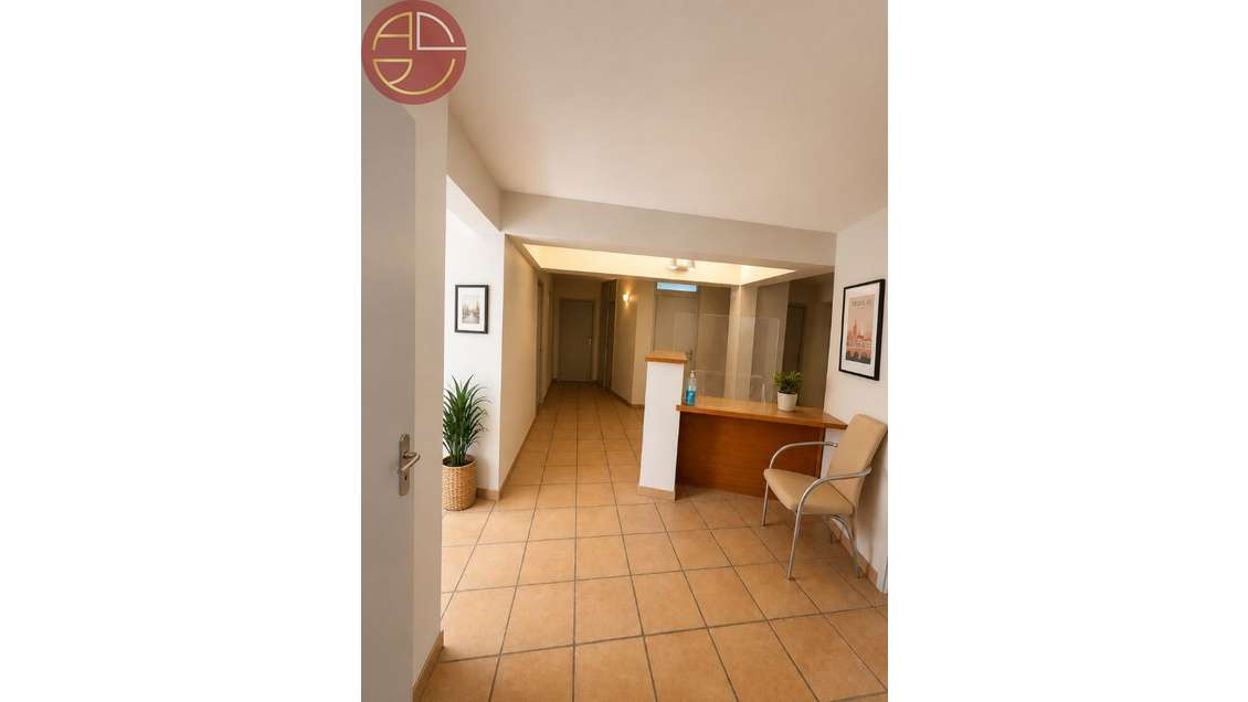 AV bureaux 275m² Saint-Jean zone dynamique