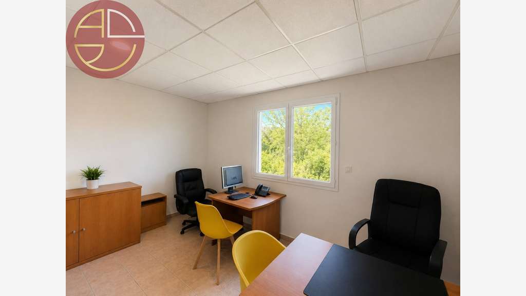 AV bureaux 275m² Saint-Jean zone dynamique