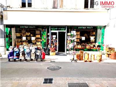 Vente Locaux commerciaux - Boutiques à Saint-Jean-d'Angély