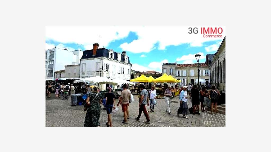 Vente murs + hab empl N°1 à Saint-Jean-d'Angély