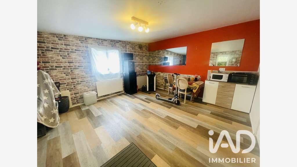 AV local professionnel 68m² à St-Jean-de-la-Ruelle