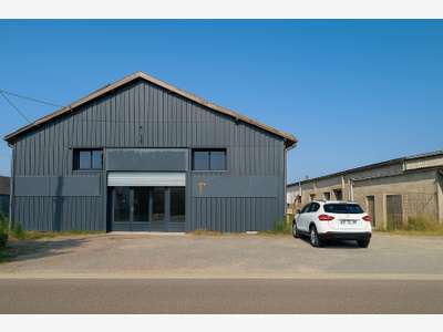 À vendre Local commercial 340m² à St Jean d'Illac