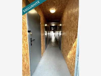 Vente local de 11 box 120m² Saint-Jean-la-poterie