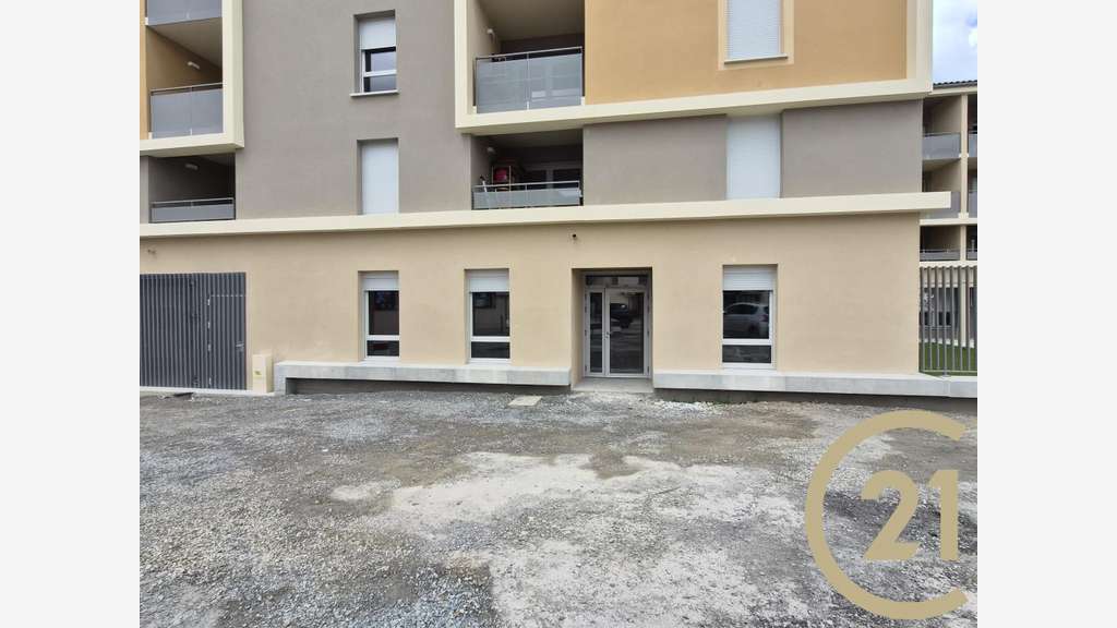 Vente murs libres 160m² neufs à Saint-Juéry centre