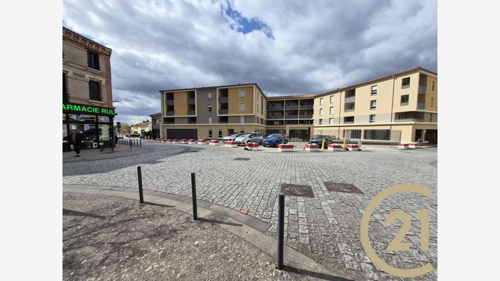 Vente murs libres 160m² neufs à Saint-Juéry centre