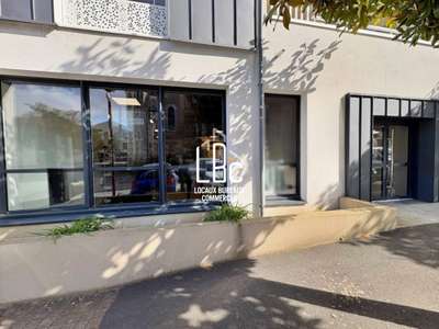 Local commercial 150m² à St Julien de Concelles