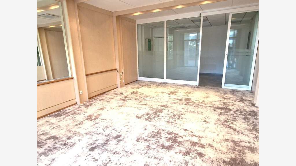 A vendre local commercial 40m² à St-Laurent-du-Var