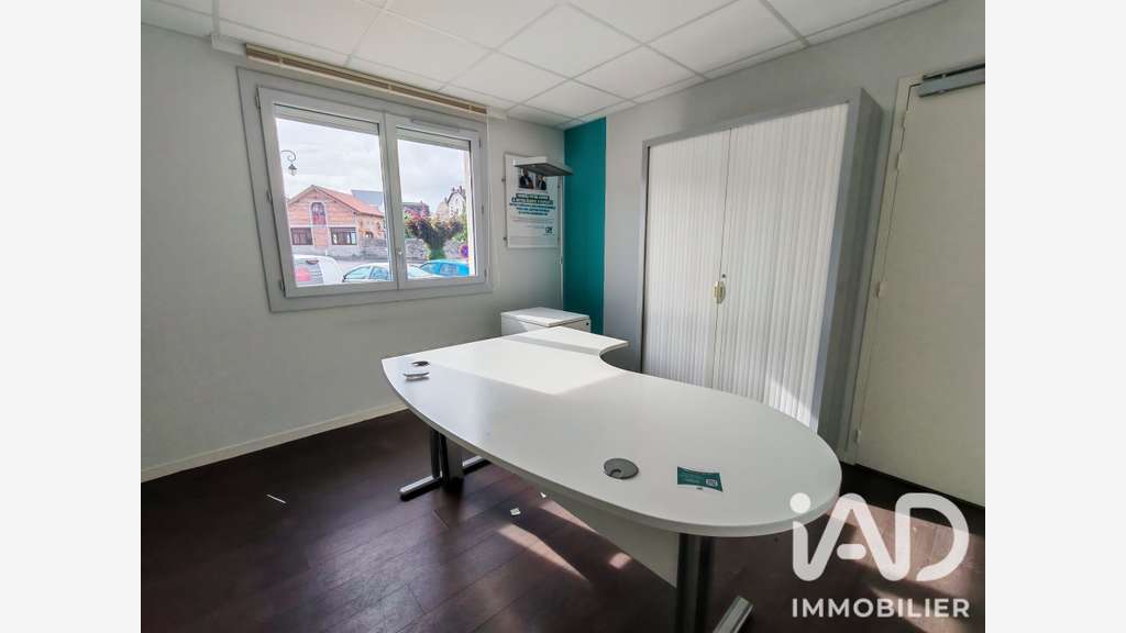 Vente local commercial à Saint Laurent sur Forre