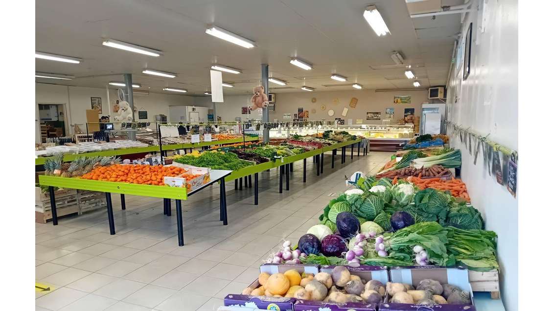 Vente local commercial 500m² St-Léonard-de-Noblat