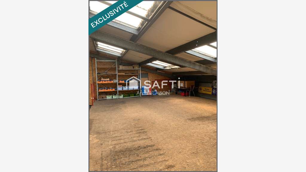 AV bâtiment indus 450m² empl stratégique St-Lô