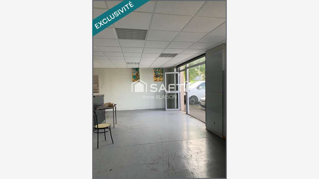 AV bâtiment indus 450m² empl stratégique St-Lô