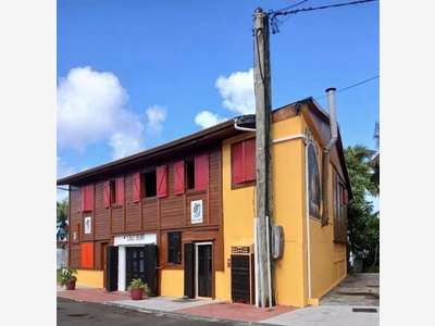 AV authentique demeure créole 206m² à Saint Louis