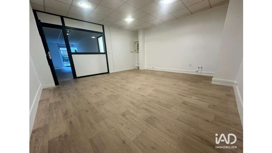 Murs commerciaux à Saint-Mandé