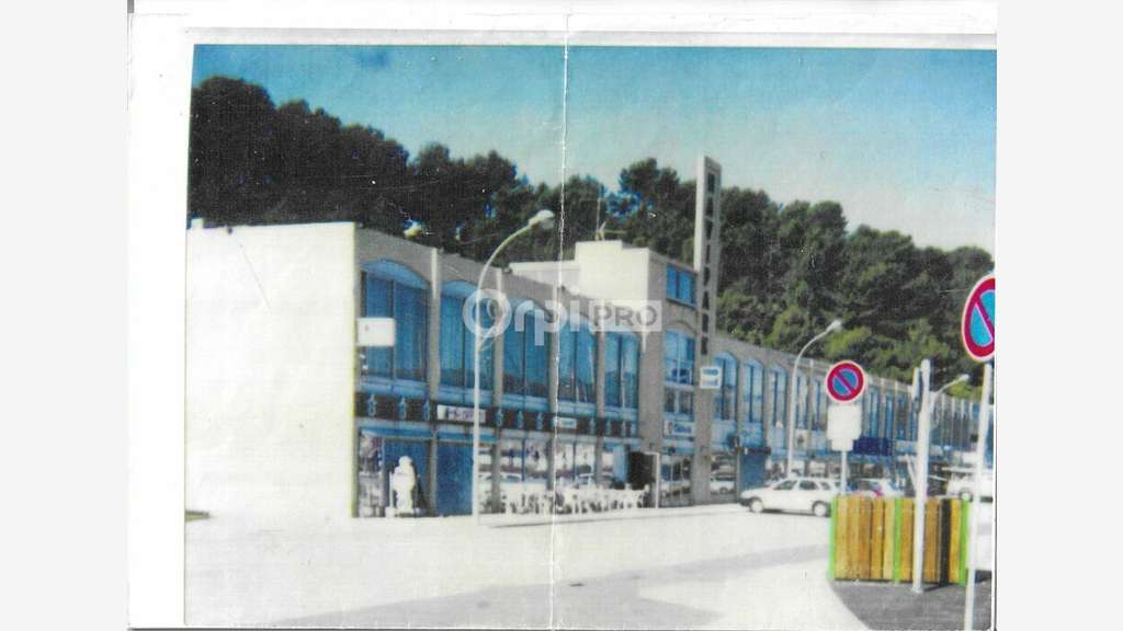AV local commercial 35m² front de mer St-Mandrier