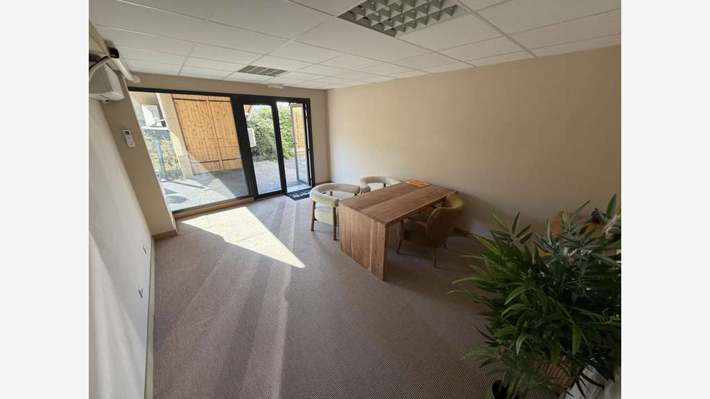 EXCLUSIVITÉ Bureau loué de 32 m² Investissemen