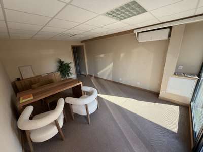 EXCLUSIVITÉ Bureau loué de 32 m² Investissemen