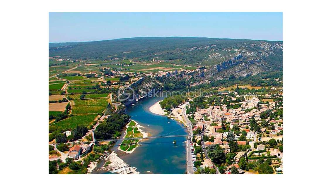 Vente local commercial à Saint-Martin-d'Ardèche