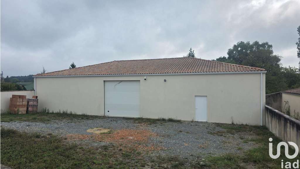 Local commercial à Saint-Martin-d'Ary