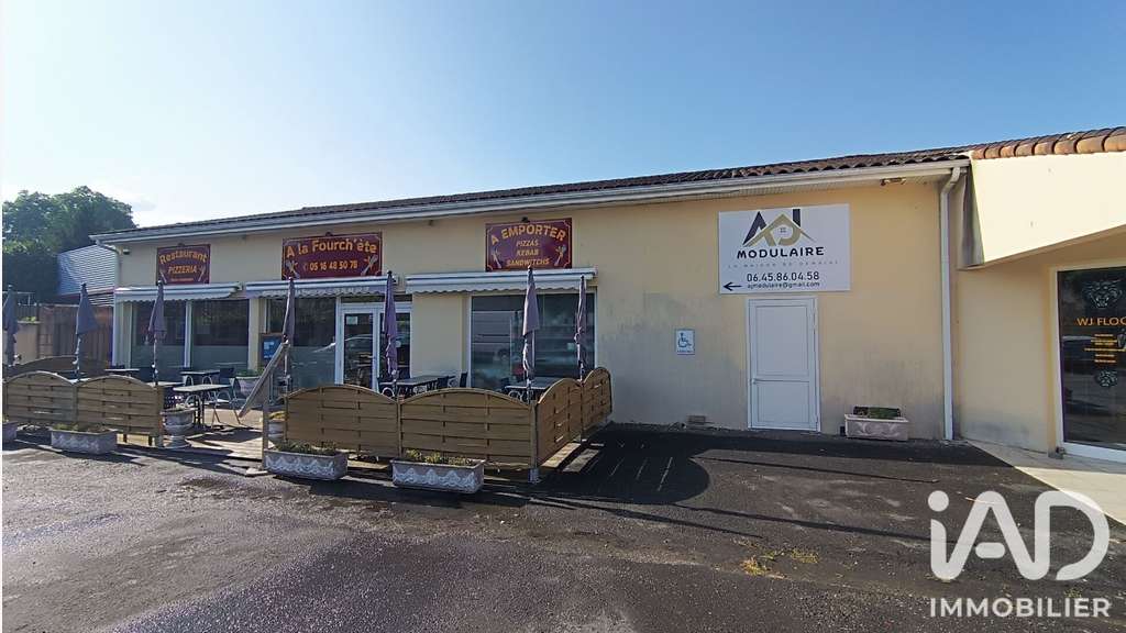 Local commercial à Saint-Martin-d'Ary