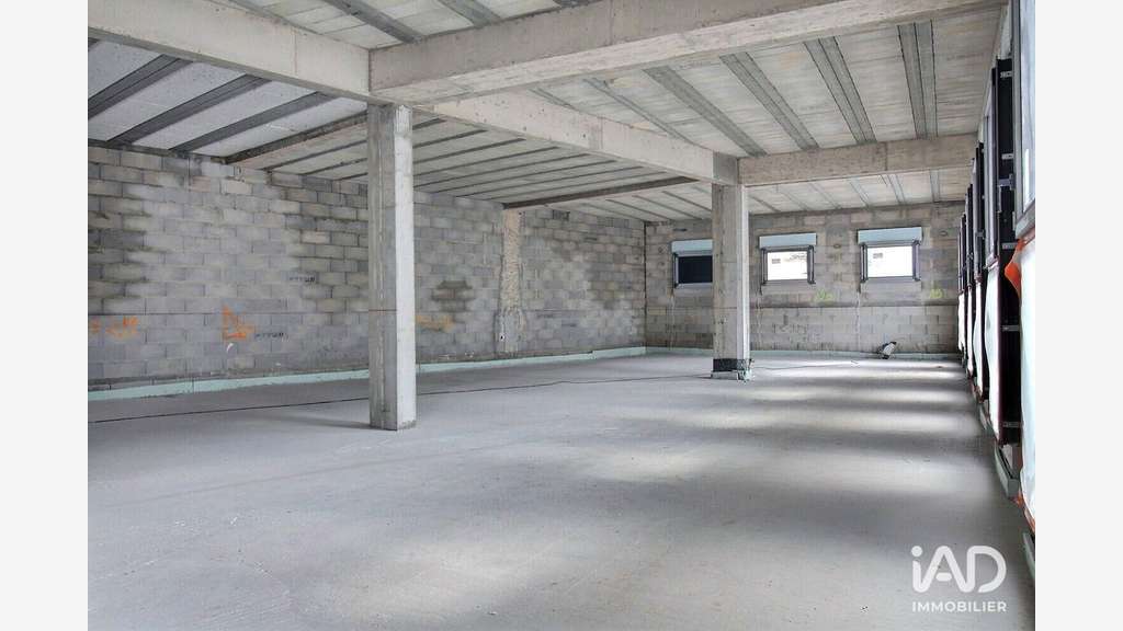 Murs neufs 155m² à Saint-Maximin-la-Sainte-Baume