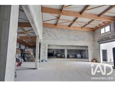 Vente Locaux commerciaux - Boutiques à Saint-Maximin-la-Sainte-Baume