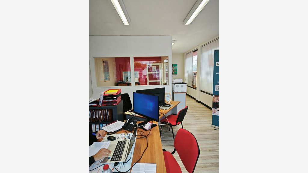 Vente local commercial 60m² centre de St Nazaire