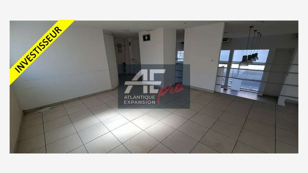 Bureau 116m² à vendre à l'entrée de Saint-Nazaire
