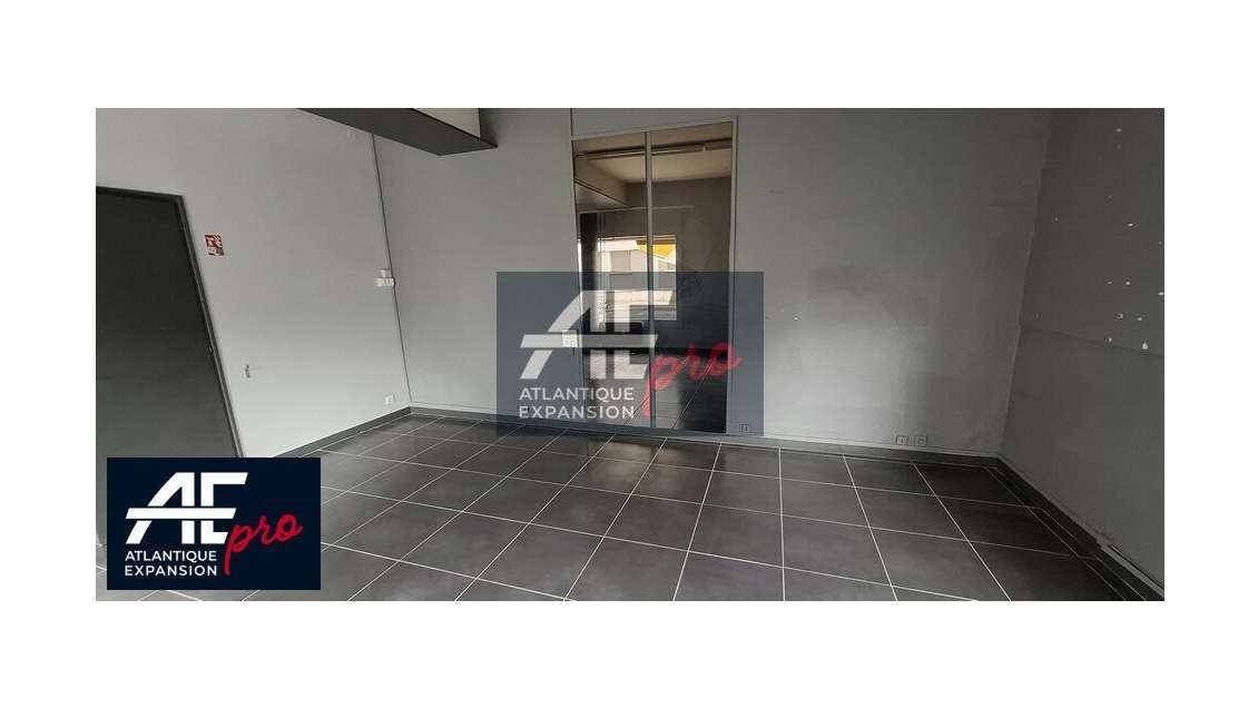 Local 55m² en angle de rue à vendre Saint Nazaire