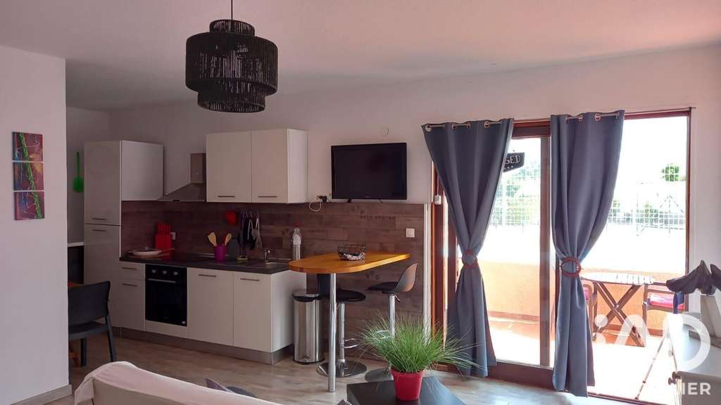 Vente local commercial appart 35m² à Saint-Nazaire