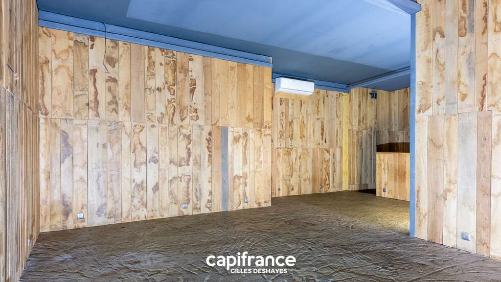 Av Murs 225m² Les Puces Marché Vernaison (St-Ouen)