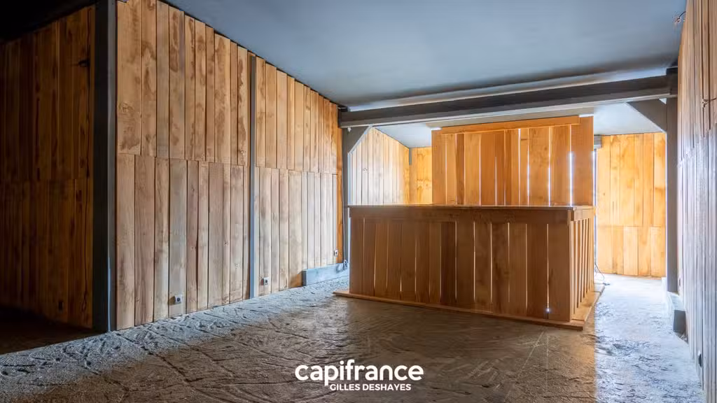 Av Murs 225m² Les Puces Marché Vernaison (St-Ouen)