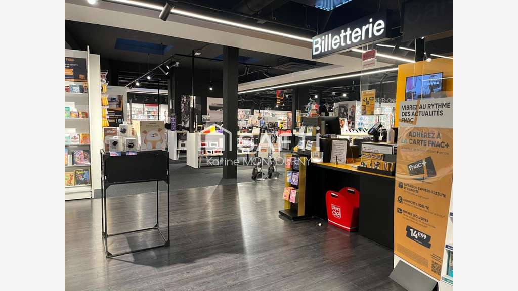 Vente local 1993m² hyper-centre de Saint-Quentin