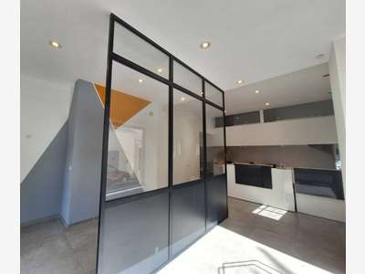 Vente local commercial 107m² à Saint-Raphaël 
