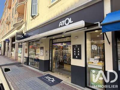 Local commercial à Saint-Raphaël
