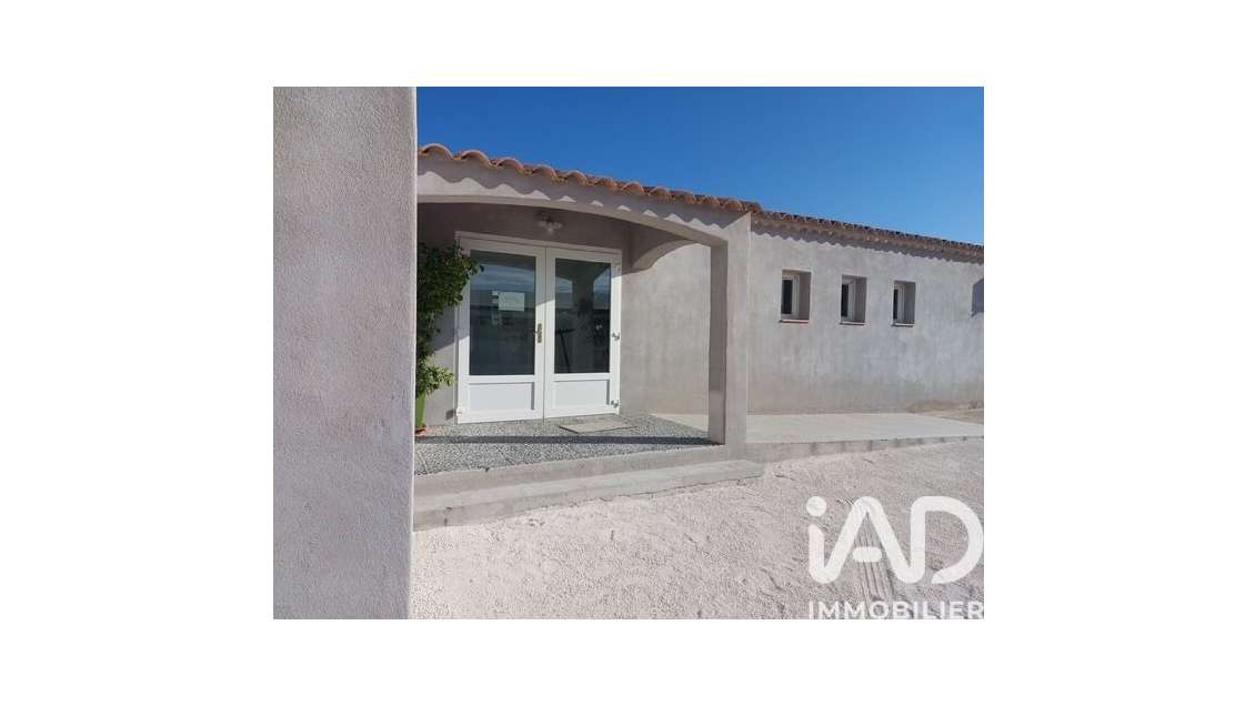 Vente local commercial à Saint-Rémy-de-Provence