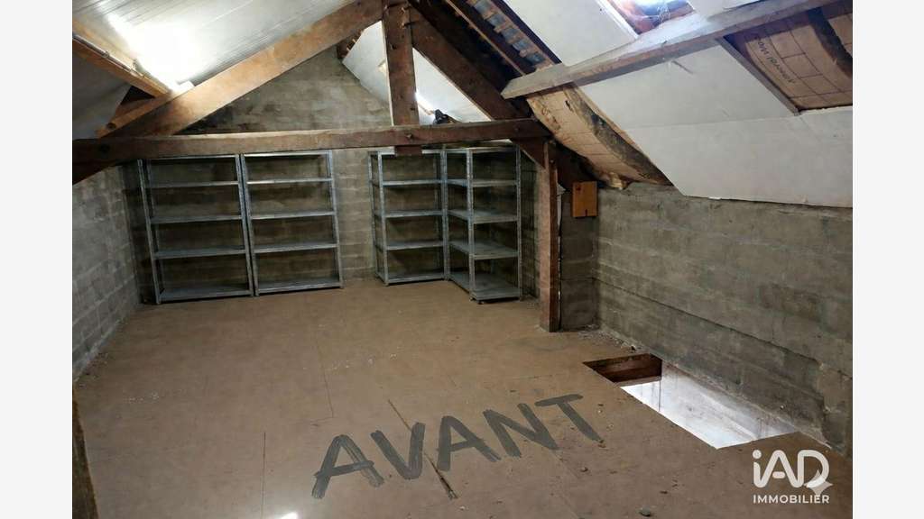 Vente murs commerciaux 156m² à St-Sauveur-Lendelin