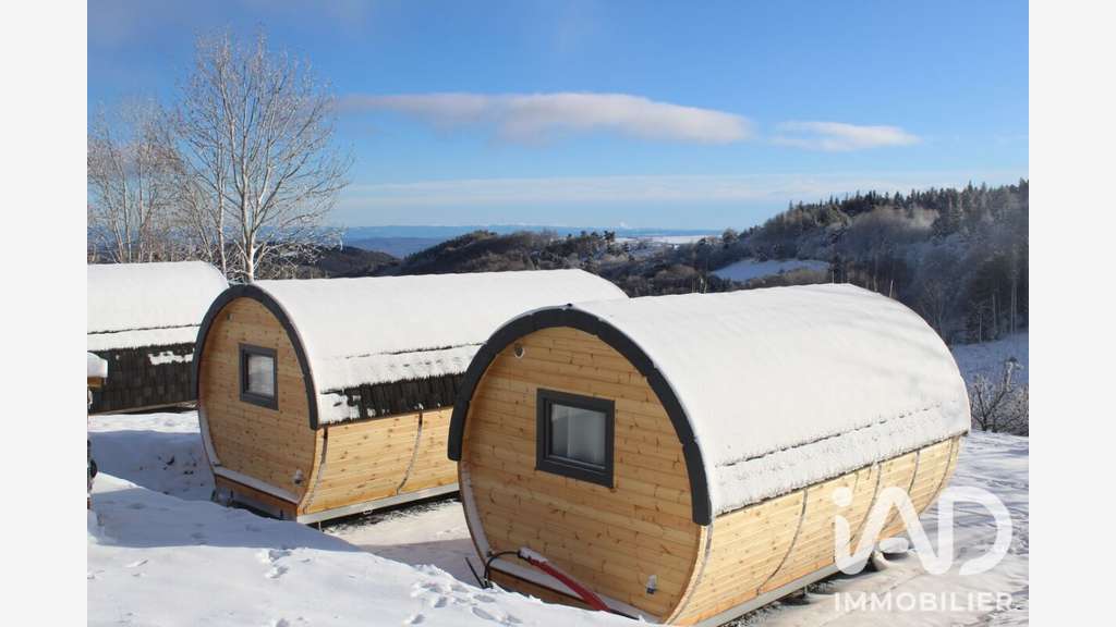 Vente domaine touristique 3335m² massif du Sancy