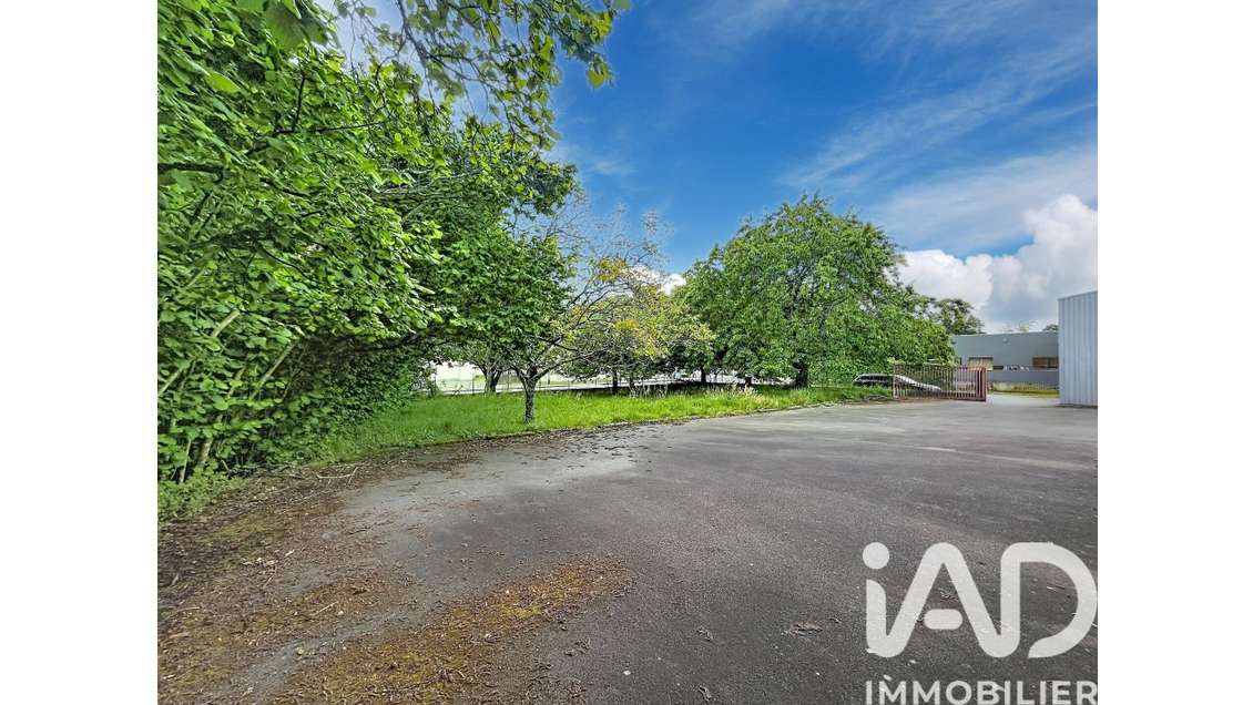 Vente local commercial 220m² Sainte-Luce-sur-Loire