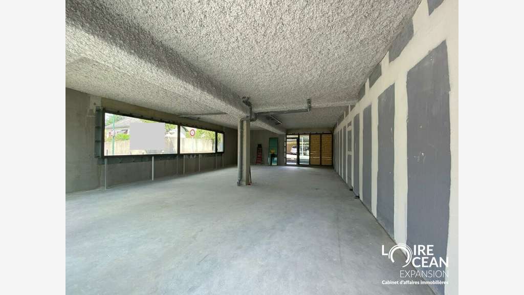 A vendre local commercial 114m² Ste-Luce-sur-Loire