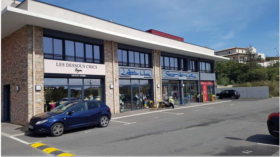 A vendre murs de boutique 80m² à Sainte-Maxime