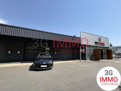 Vente Locaux commerciaux - Boutiques à Saintes