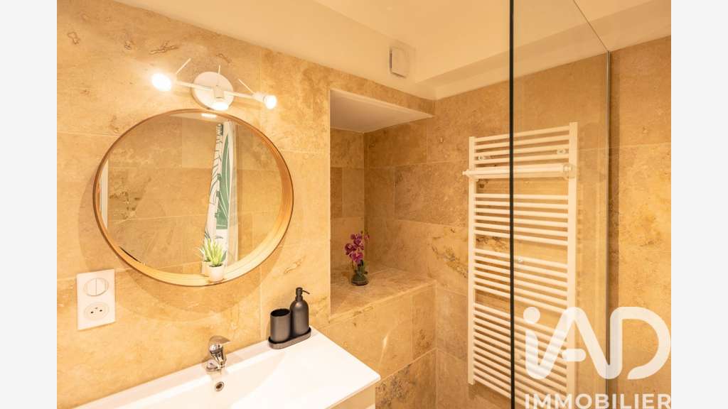 Vente immeuble de 71m² à Saintes-Maries-de-la-Mer