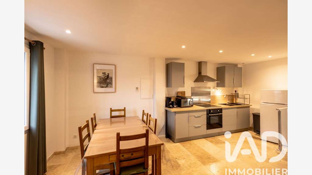 Vente immeuble de 71m² à Saintes-Maries-de-la-Mer