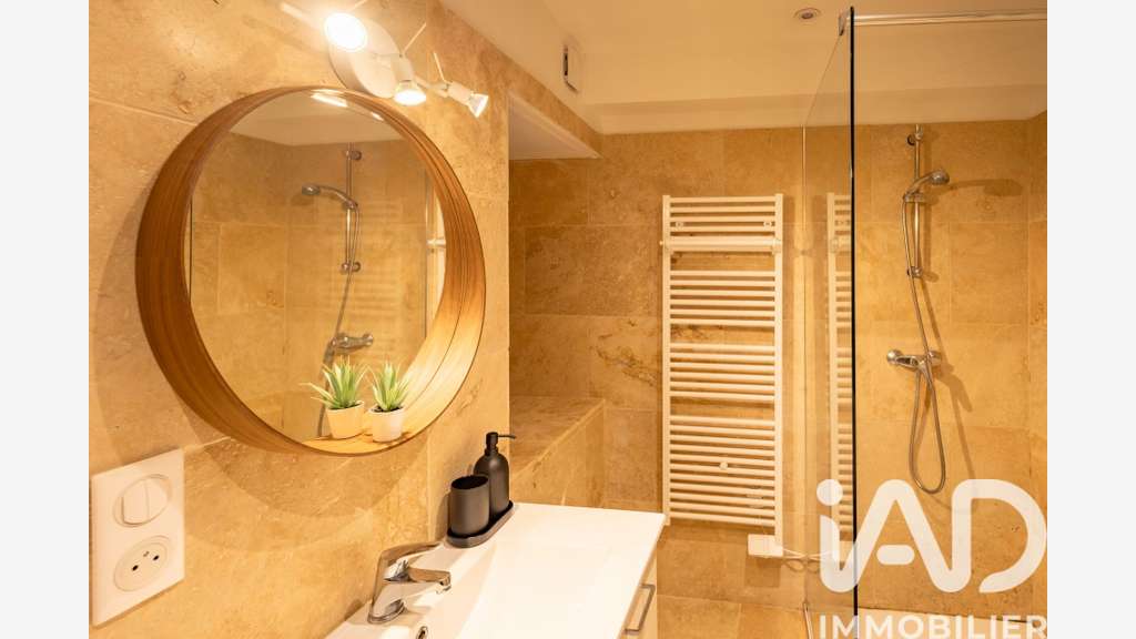 Vente immeuble de 71m² à Saintes-Maries-de-la-Mer