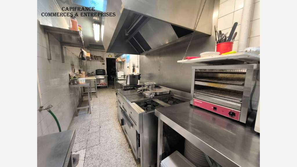 A vendre ancien relais de poste rénové à Sancoins