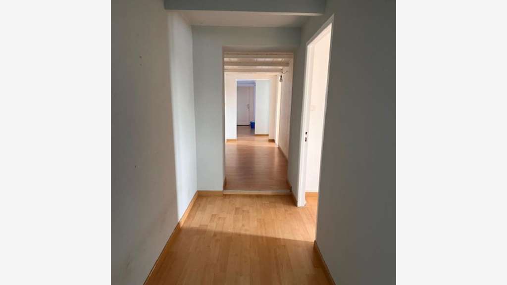 Vente murs commerciaux 270m² à Sandouville
